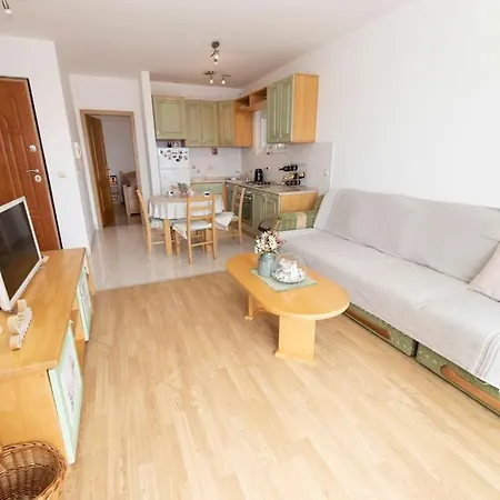 Smile Family Apartment, Garage Free Parking, Centar Located Apartman