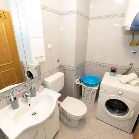 Smile Family Apartment, Garage Free Parking, Centar Located Apartman