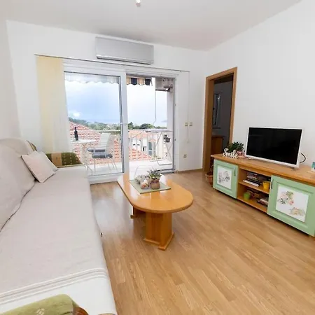 Апартаменты Smile Family Apartment, Garage Free Parking, Centar Located Макарска