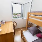 Smile Family Apartment, Garage Free Parking, Centar Located アパート マカルスカ