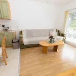 Smile Family Apartment, Garage Free Parking, Centar Located *